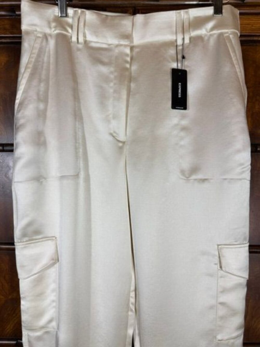 Express Ivory Satin Super High Rise Adjustable Buckle Hem Cargo Pant Sz 12 Long - Picture 5 of 16